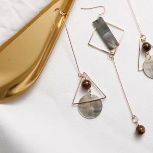 Logan Tay Shell Mismatched Earrings